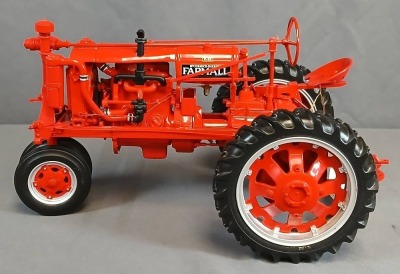 Franklin Mint Precision Farmall F-20 Diecast Tractor, original box - 4