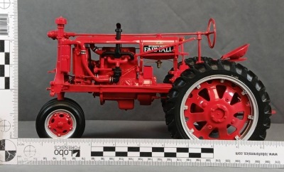 Franklin Mint Precision Farmall F-20 Diecast Tractor, original box - 10