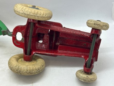 Arcade Allis Chalmers Tractor & Scoop Trailer - 13