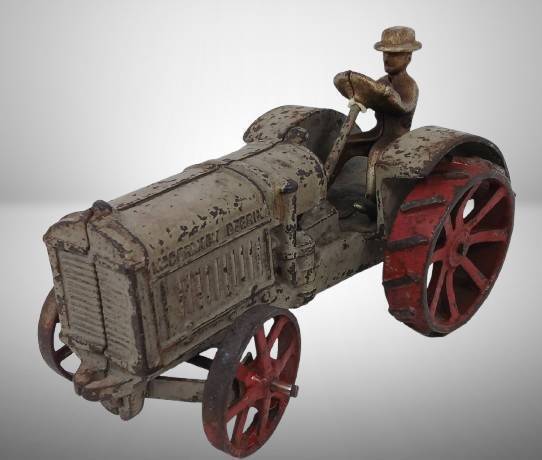 Arcade McCormick Deering 10-20 Tractor Toy
