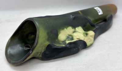 Roseville Dogwood II 1218-10" Wall Pocket, green - 3