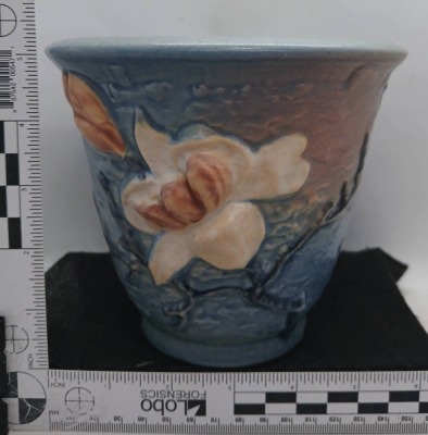 Roseville Magnolia 666-5" Flower Pot, blue - 7