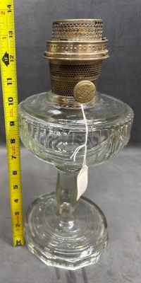 Aladdin Lincoln Drape Oil Lamp with Brass Burner - 4