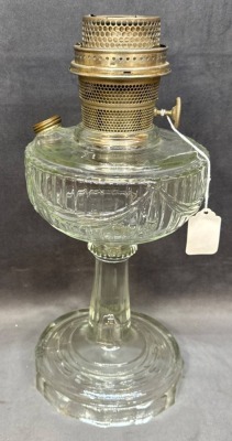 Aladdin Lincoln Drape Oil Lamp with Brass Burner - 9