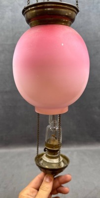 Hanging Pink Glass Oil Lamp with Brass Details - 7
