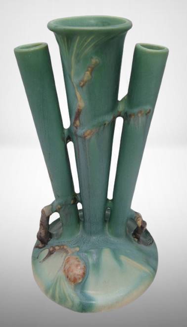 Roseville Pine Cone 113-8" Triple Bud Vase, green