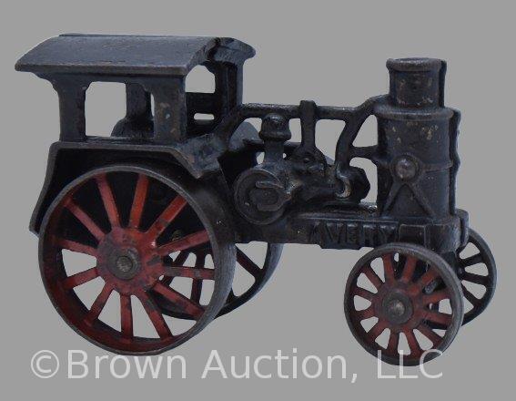 1900's Cast Iron Avery steam engine tractor, 3"h x 4.5"l