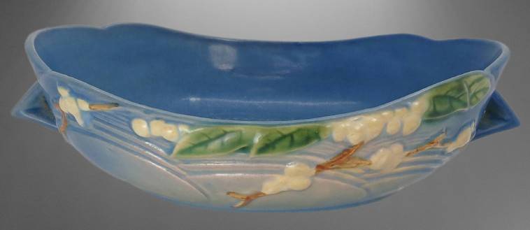 Roseville Snowberry 1BL-8" Blue Bowl
