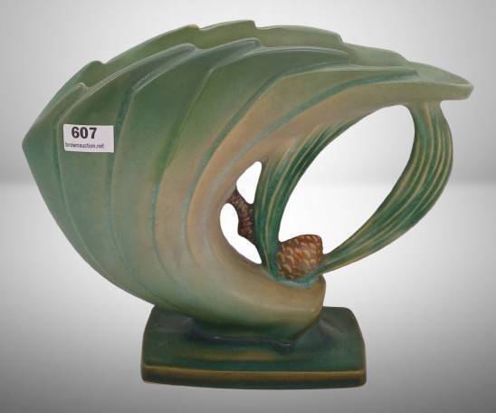 Roseville Pine Cone 472-6" Vase, Green