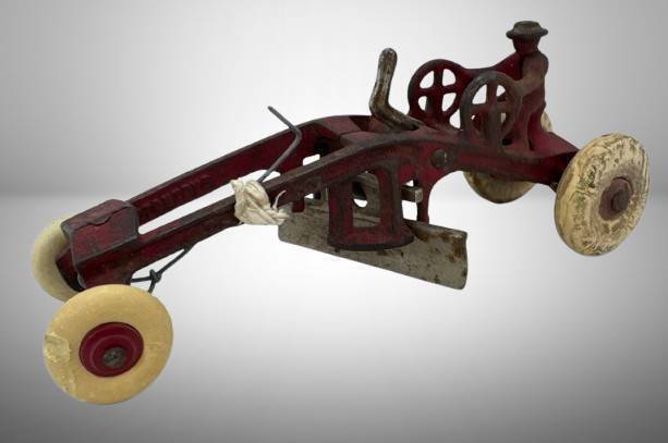 Kenton Cast Iron 8" Grader with Original Paint