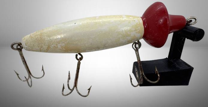 Shakespeare Surface Wonder Fishing Lure