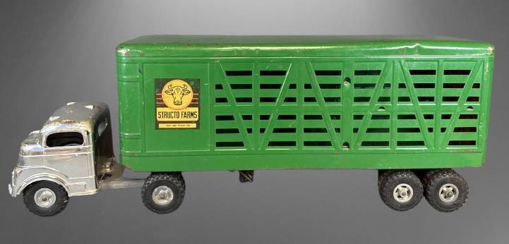 Structo Farms Pressed Steel Cattle Truck