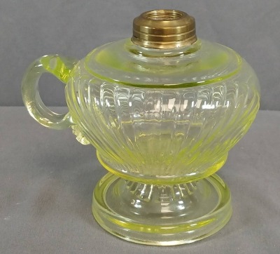 Vaseline Glass Oil Finger Lamp - 2