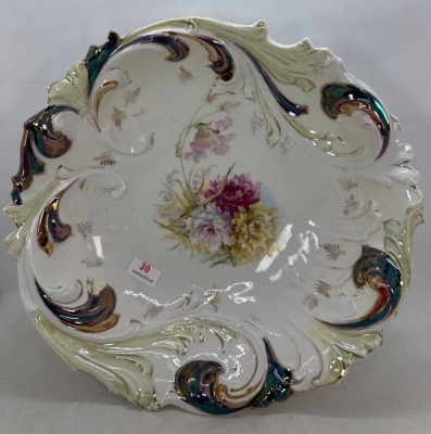 Porcelain Bowl with Floral and Gilded Details