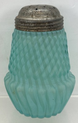 Chrysanthemum Swirl Blue Opalescent Glass Sugar Shaker with Metal Lid - 3