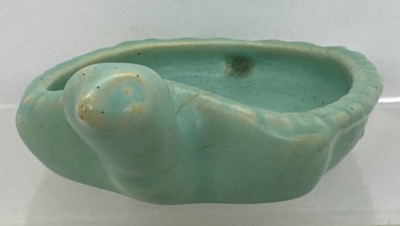 Weller Pottery Novelty Line Turtle Tray - 2