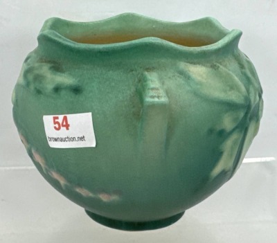 Roseville Bleeding Heart 65-3" Green Jardiniere - 5