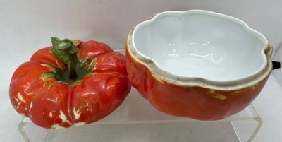 Royal Bayreuth Tomato-Shaped Covered Sugar Bowl - 5