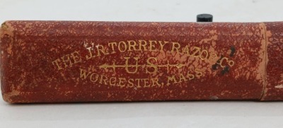 Yankee Cutlery Straight Razor with Torrey Case - 7