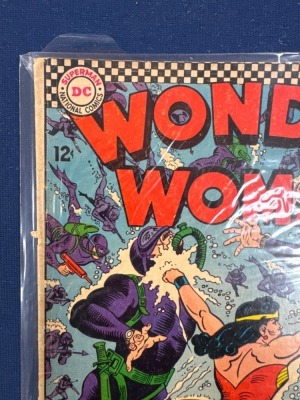 Two Wonder Woman Comic Books, DC Comics - 3