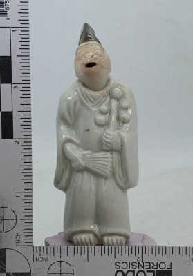 Japanese Porcelain Sanbaso Monkey Figure - 6