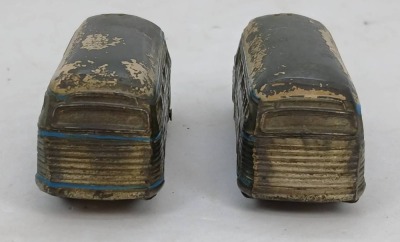 Greyhound Lines Bus Salt and Pepper Shakers - 3