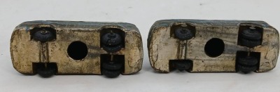 Greyhound Lines Bus Salt and Pepper Shakers - 5