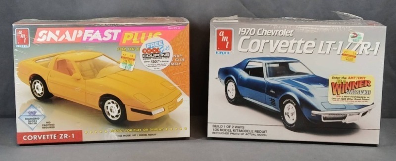 AMT/ERTL Corvette Model Kit Pair