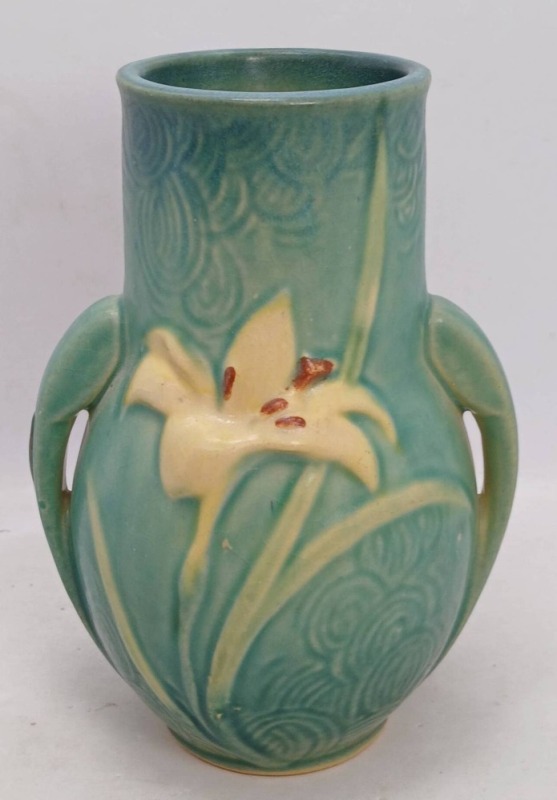 Roseville Zephyr Lily 130-6" Green Vase