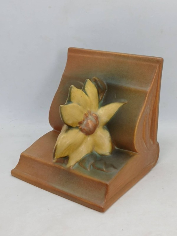 Roseville Clematis No. 14 Brown Bookend