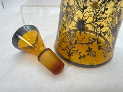 Amber Glass Decanter With Black Detailing - 6