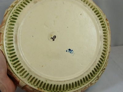 Roseville Donatello 54-8" Bowl and Flower Frog - 9
