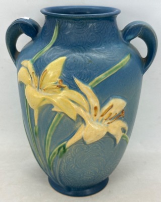 Roseville Zephyr Lily 134-8" Vase, Blue - 2