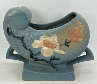 Roseville Magnolia 183-6" Cornucopia Vase, Blue - 2