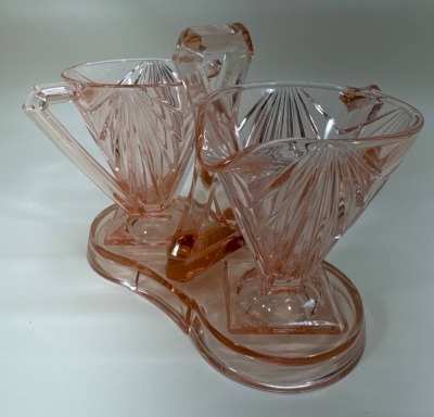 Indiana Glass Art Deco Pink Sugar and Creamer Set - 3