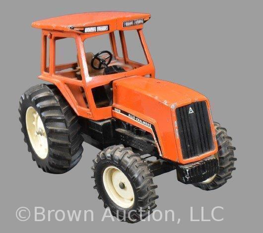 Allis-Chalners 8010 tractor w/ cab (missing smoke stack)
