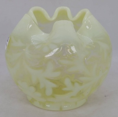 Fenton Vaseline Glass Daisy & Fern Rose Bowl - 3