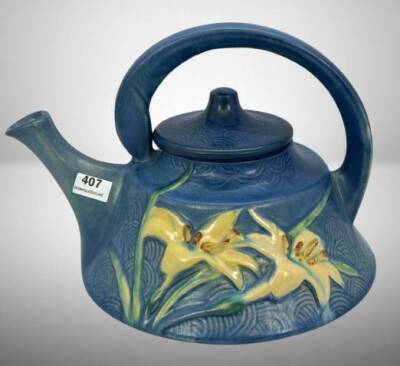 Roseville Zephyr Lily No. 7-T Teapot, Blue