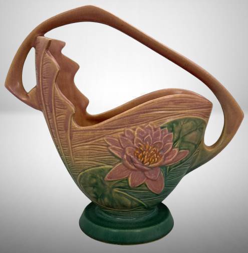 Roseville Water Lily 382-12" Basket, Pink/green