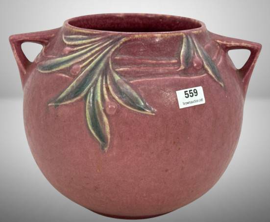 Roseville Velmoss 265-6" Bowl, Rose