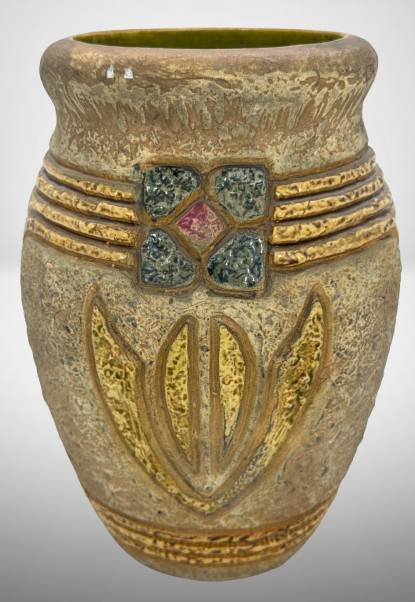 Roseville Mostique 8" Vase, Brown