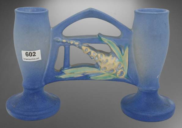 Roseville Foxglove 160-4.5" Blue Vase