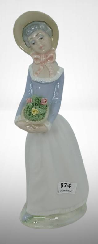 Tengra Spain Porcelain Figurine of Woman
