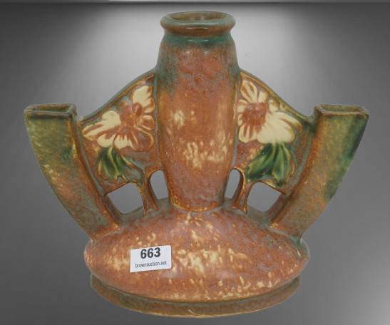 Roseville Dahlrose 76-6" Triple Bud Vase