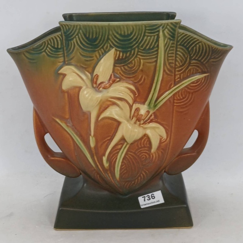 Roseville Zephyr Lily 206-7" Brown Vase