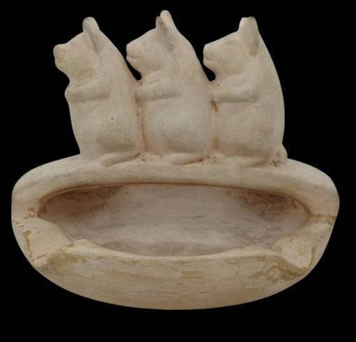 Weller Novelty Ware Three Pigs Ashtray "&ldquo; unglazed
