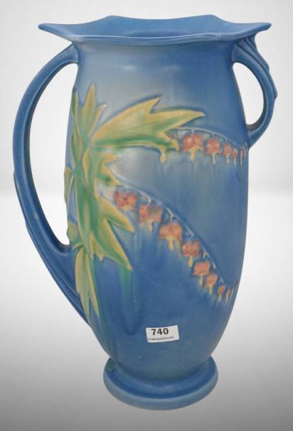 Roseville Bleeding Heart 973-10" Vase, Blue