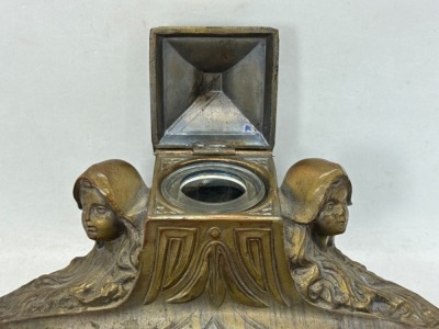 Art Nouveau Bronze Inkwell with Dual Figures - 3