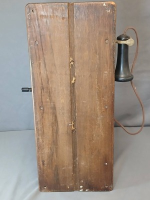 Western Electric Early 20th-Century Wooden Wall Telephone - 4
