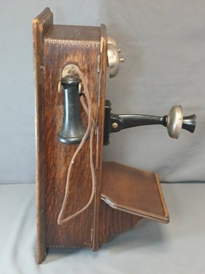 Western Electric Early 20th-Century Wooden Wall Telephone - 5